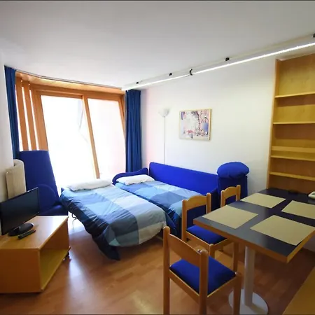 Golf Apartment